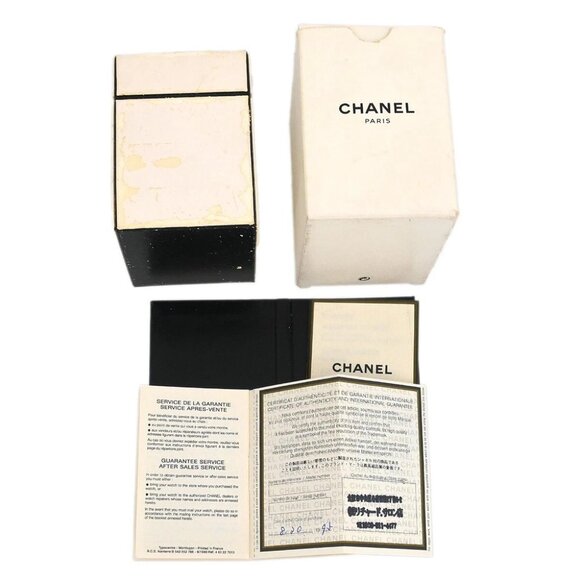 Chanel Matelasse Watch 18KYG Black C.D.35898 - Picture 5 of 10